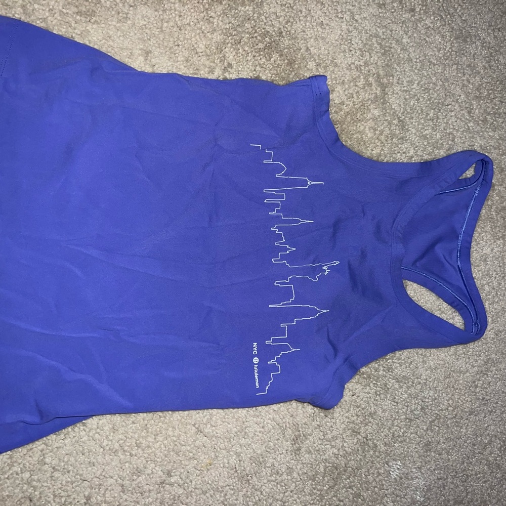 Lululemon tank top